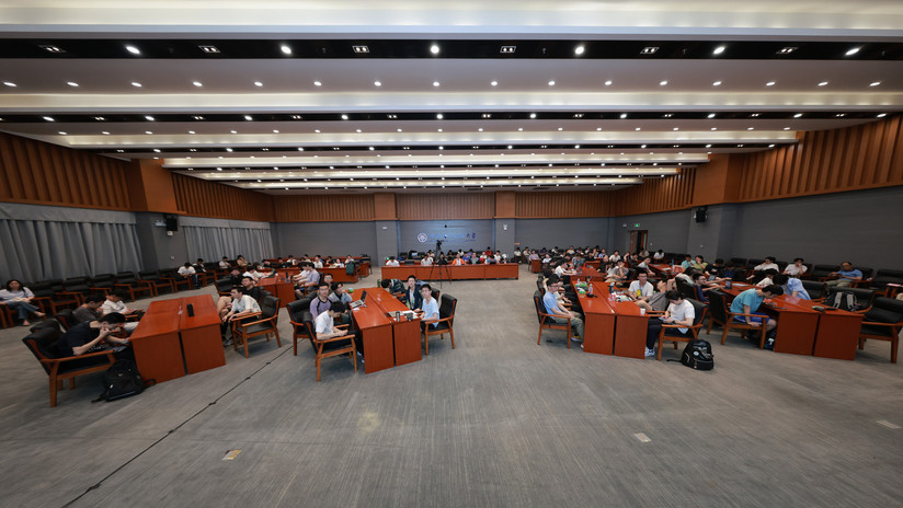 近代物理系召开党总支换届选举大会
