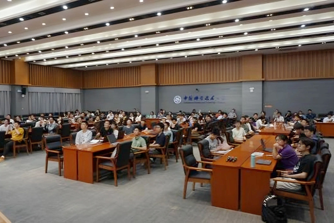 近代物理系召开党总支换届选举大会